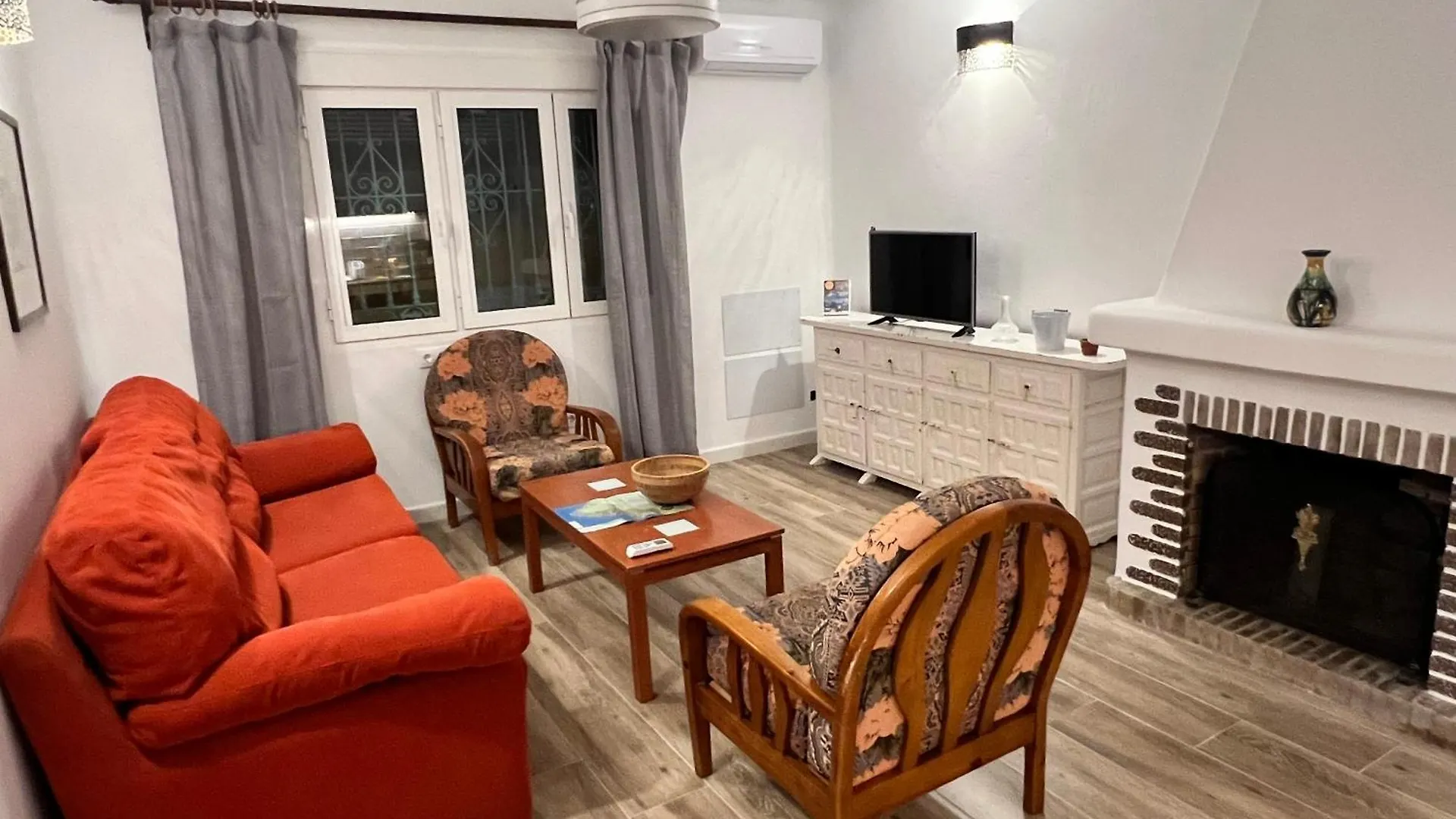 Holiday home Casas De Valtravieso El Aljibe Villa El Pozo de los Frailes Spain